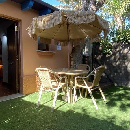 Estudio Para Pareja Con Jardincito Privado Barbaco Kadyks Zewnętrze zdjęcie
